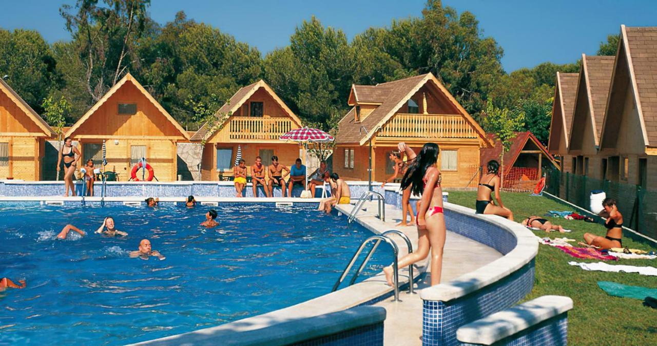 Arc De Bara Camping & Bungalows * Roda de Bera